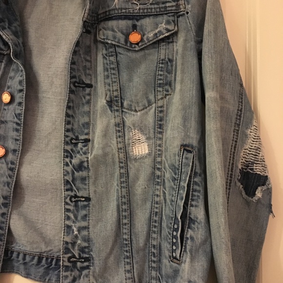 Blank NYC Distressed Jean Jacket | women’s size small - Picture 5 of 11